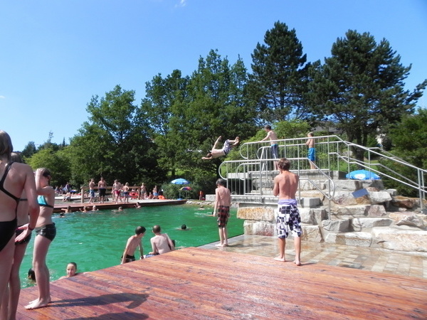 Bildnachweis: Mit freundlicher Genehmigung des NATUR-ERLEBNIS-BAD Glatten e.V. Bildnachweis: Mit freundlicher Genehmigung des NATUR-ERLEBNIS-BAD Glatten e.V.