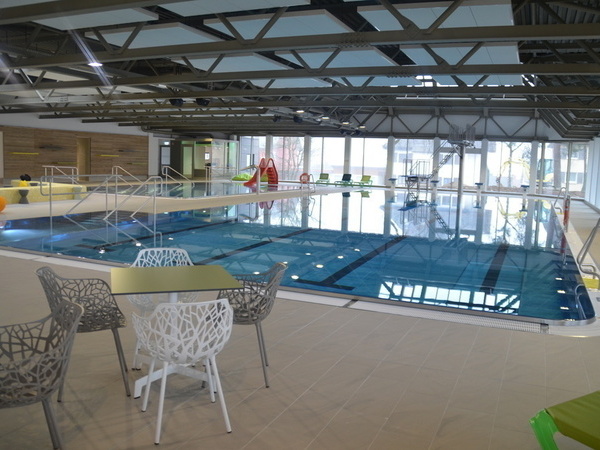 Hallen bad St. Georgen i. Schwarzwald Bildnachweis: Mit freundlicher Genehmigung der Stabsstelle Stadtmarketing Hallen bad St. Georgen i. Schwarzwald Bildnachweis: Mit freundlicher Genehmigung der Stabsstelle Stadtmarketing