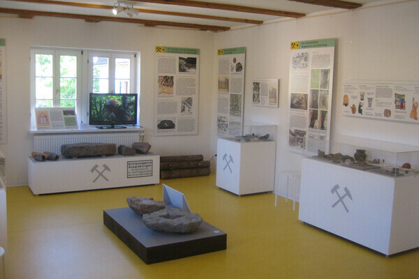 Bergbau-Ausstellung Bollschweil Bildnachweis: Mit freundlicher Genehmigung des Bürgermeisteramts Bollschweil Bergbau-Ausstellung Bollschweil Bildnachweis: Mit freundlicher Genehmigung des Bürgermeisteramts Bollschweil