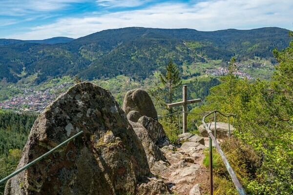 Aussicht ins Tal der Murg Bildnachweis: ©Zweckverband Im Tal der Murg, Foto Thorsten Günthert Aussicht ins Tal der Murg Bildnachweis: ©Zweckverband Im Tal der Murg, Foto Thorsten Günthert